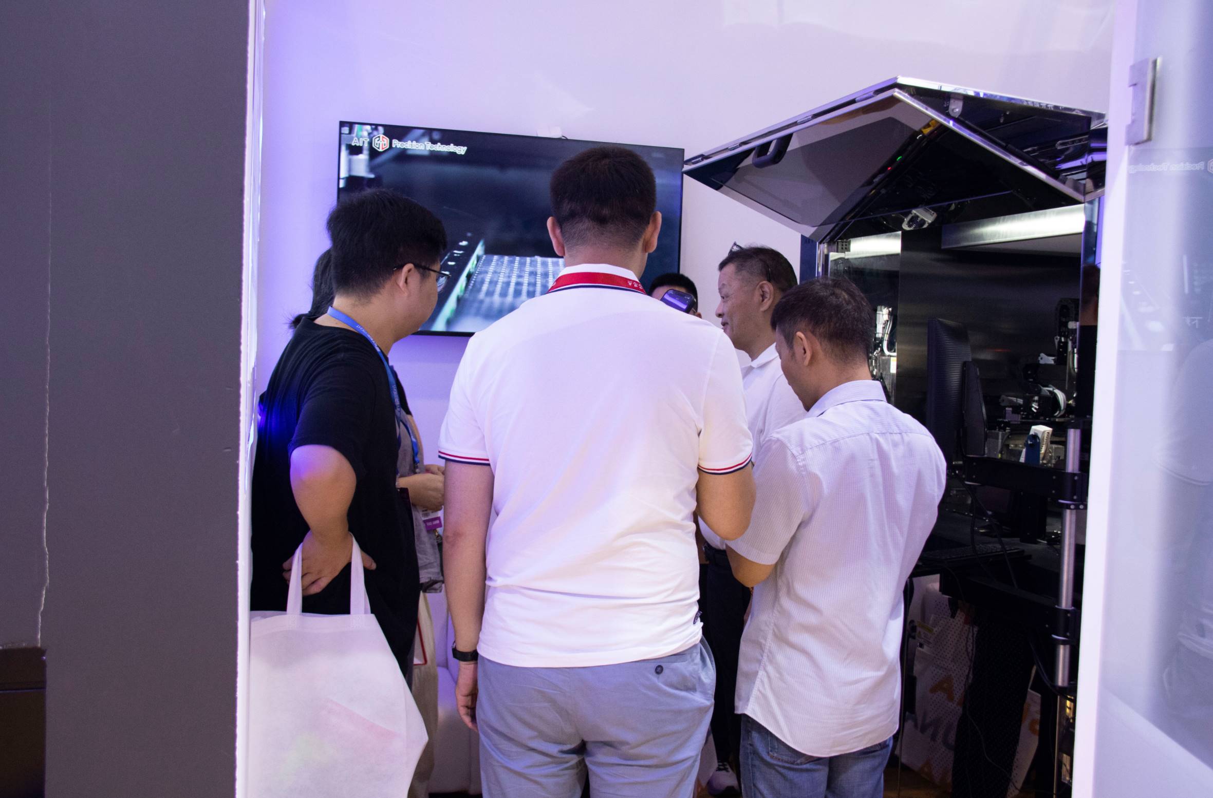 Compress_805aabb33fa8a11e35a822d131a659d Compress_805aabb33fa8a11e35a822d131a659d